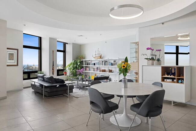 Building Photo - 680 N Lake Shore Dr