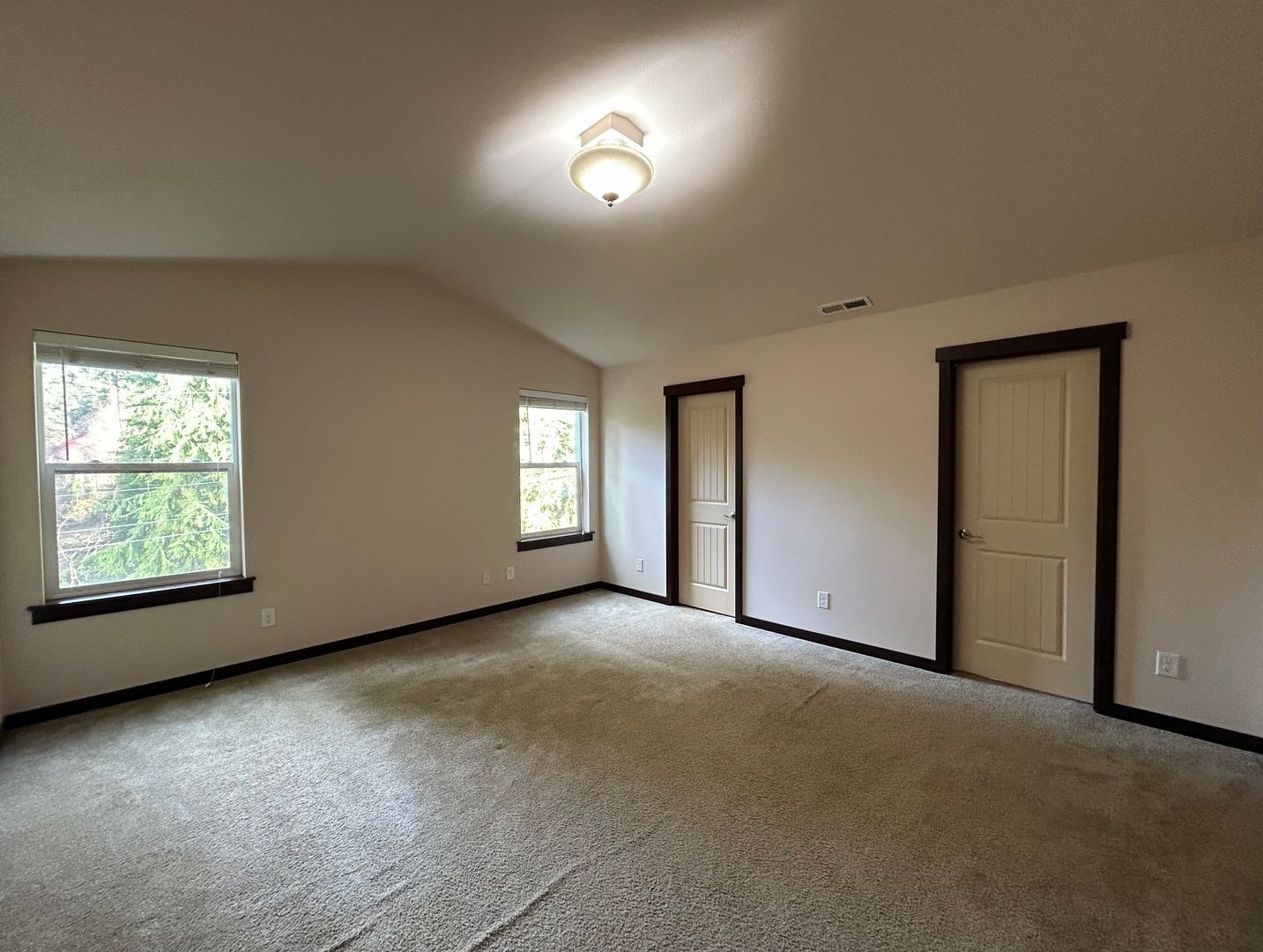 Building Photo - Beautiful 4 Bed, 3 Bath Home in Lynnwood