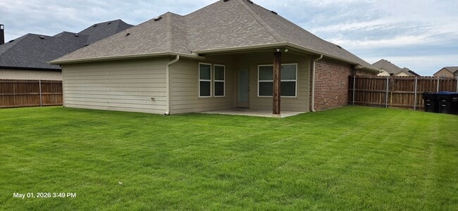 Building Photo - Elegant home in Stonewood Estates