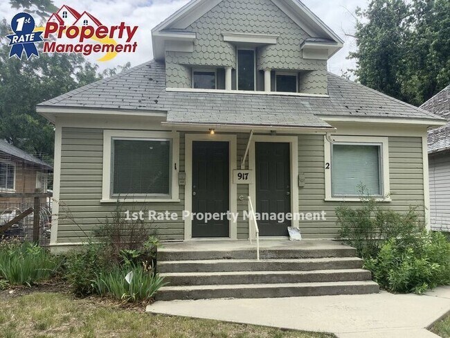 Primary Photo - 917 Pueblo St