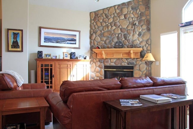 Building Photo - 4741 E Patio Spgs Cir