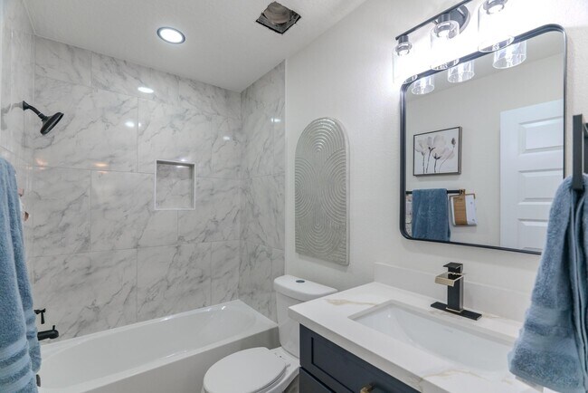 Building Photo - 3618 Tamfield Dr