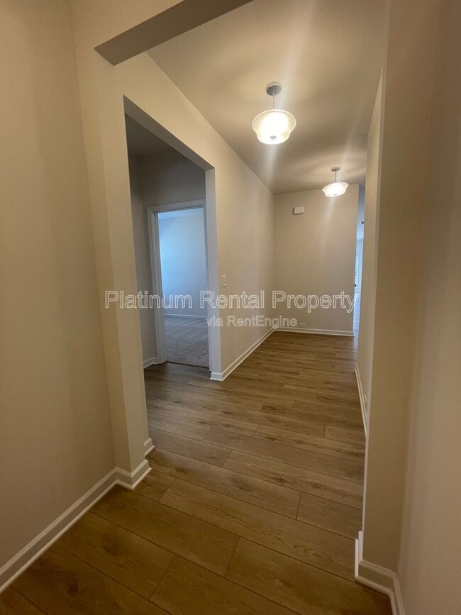 Building Photo - 32 Thedford Dr