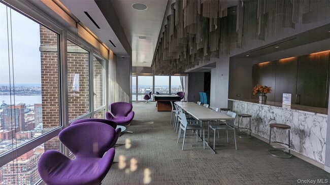 Building Photo - 322 W 57th St