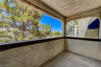 Building Photo - 6149 W Oakey Blvd