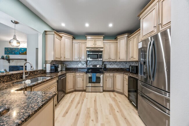 Building Photo - 449 S Atlantic Ave