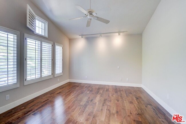 Building Photo - 3145 White Cedar Pl