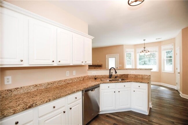 Building Photo - 1005 Landover Crossing