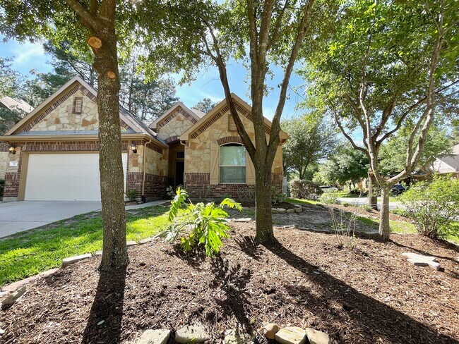Primary Photo - 11 Silver Arrow Court