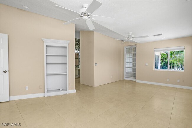 Building Photo - 700 95th Ave N