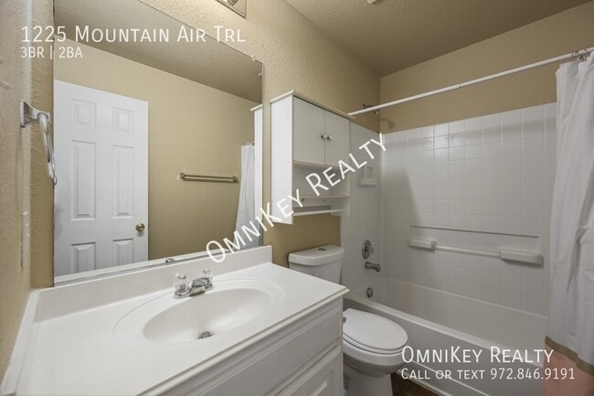 Building Photo - 1225 Mountain Air Trail