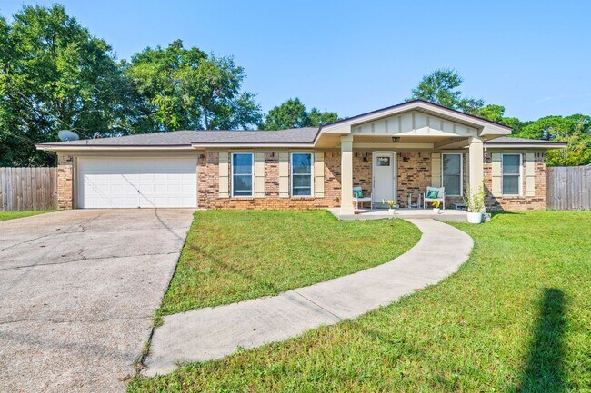 Building Photo - 4570 Yacht Harbor Dr