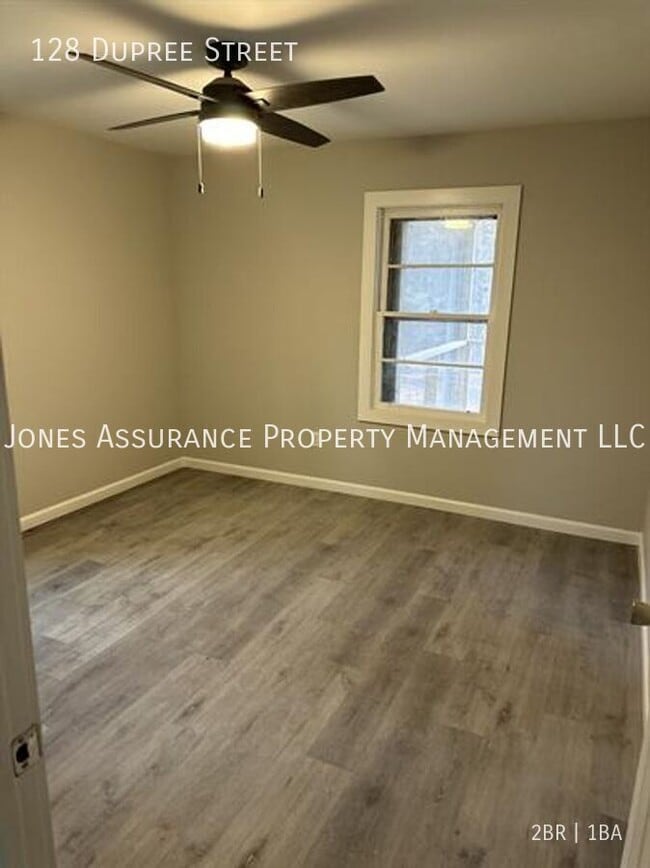 Building Photo - 128 Dupree St