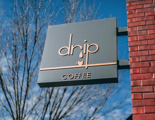 Building Photo - 475 Bartram St SE