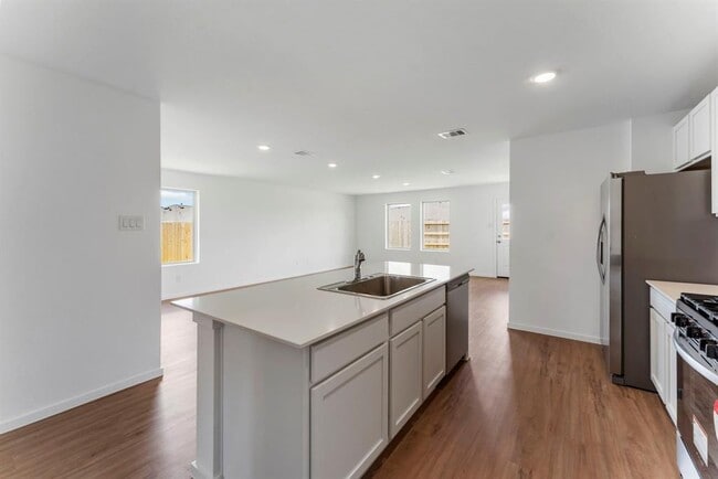 Building Photo - 18602 Gravago Ln