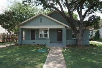 Building Photo - 1821 McGregor Ave