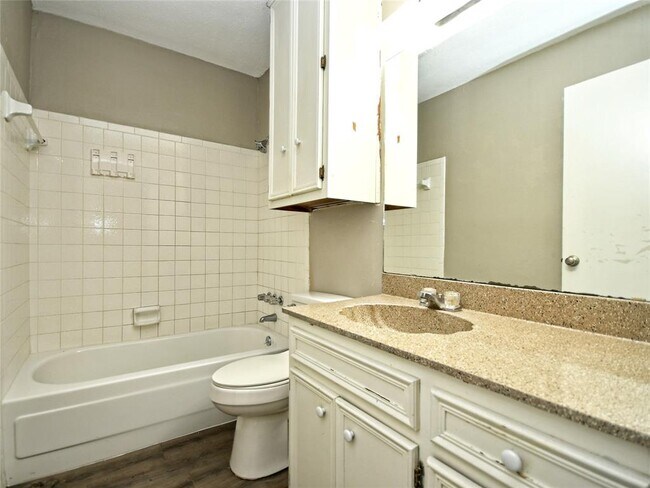 Building Photo - 8415 Fathom Cir