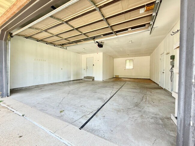 Building Photo - 3230 N 2400 E