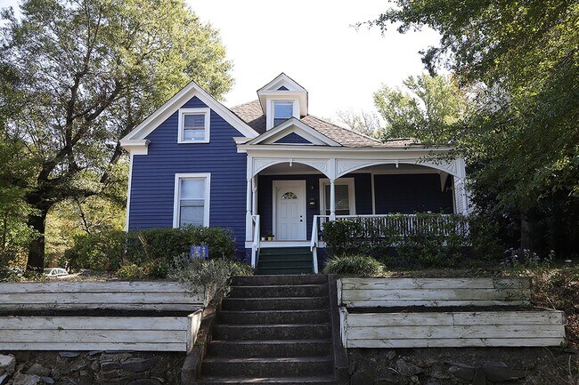 Primary Photo - Great home in Durham!
