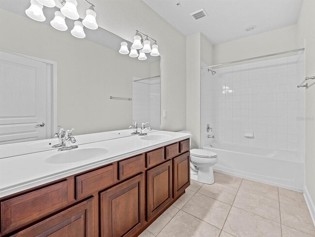 Building Photo - 1406 Milledge Ln