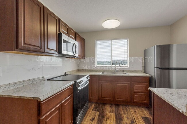 Building Photo - 20612 E Batavia Dr