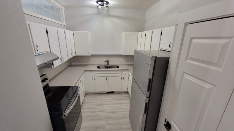 Building Photo - 109 N Kimball Ave