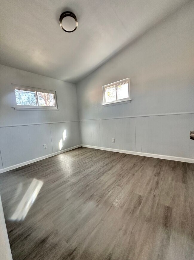 Building Photo - Aragona Village-Single Family Home