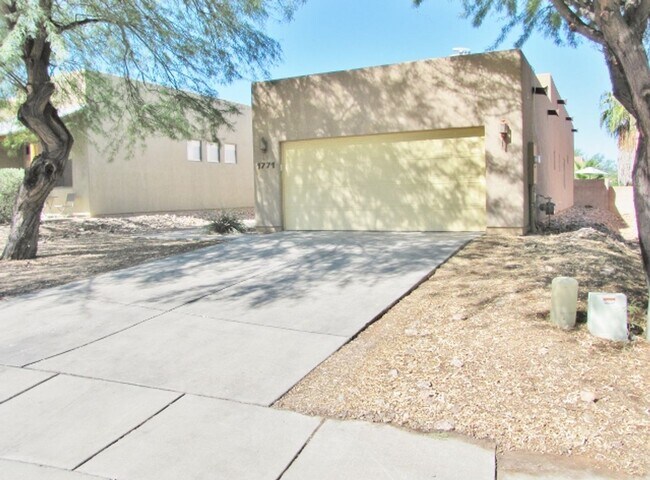 Building Photo - 3BR/2BA/2CG, 1518 sq.ft. home in Legends at Valiente centrally located in Sierra Vista, AZ