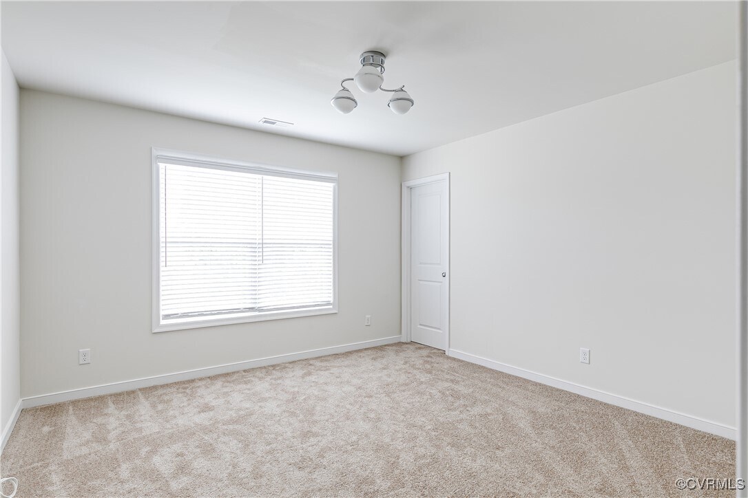 Building Photo - 1701 Anchor Landing Dr