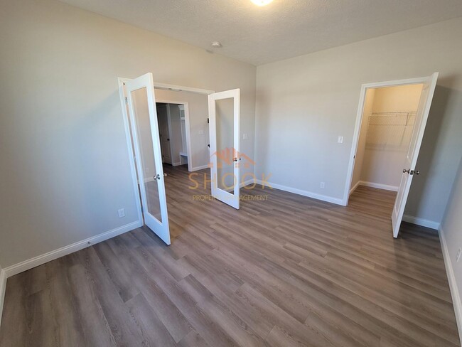 Building Photo - IMMACULATE NEW CONSTRUCTION - 3 BR (POSSIB...