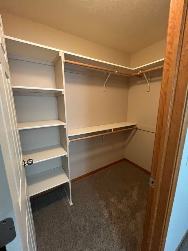 Building Photo - 8528 Flintlock Cir