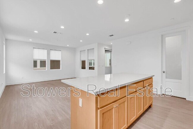 Building Photo - 1416 Julia Ln