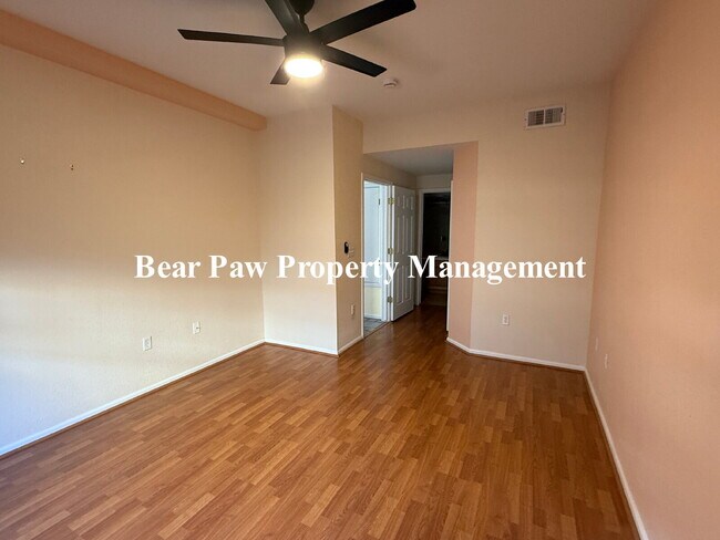 Building Photo - GREAT Price on this Spacious 2-Bed, 2-Bath Condo Retreat"