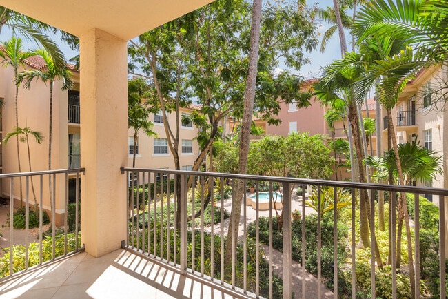 Building Photo - 1805 N Flagler Dr