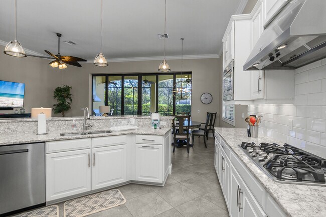 Building Photo - 9325 Vercelli Ct