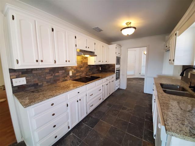 Building Photo - 411 Vicki Ln