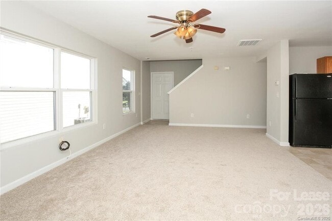 Building Photo - 10816 Carstairs St