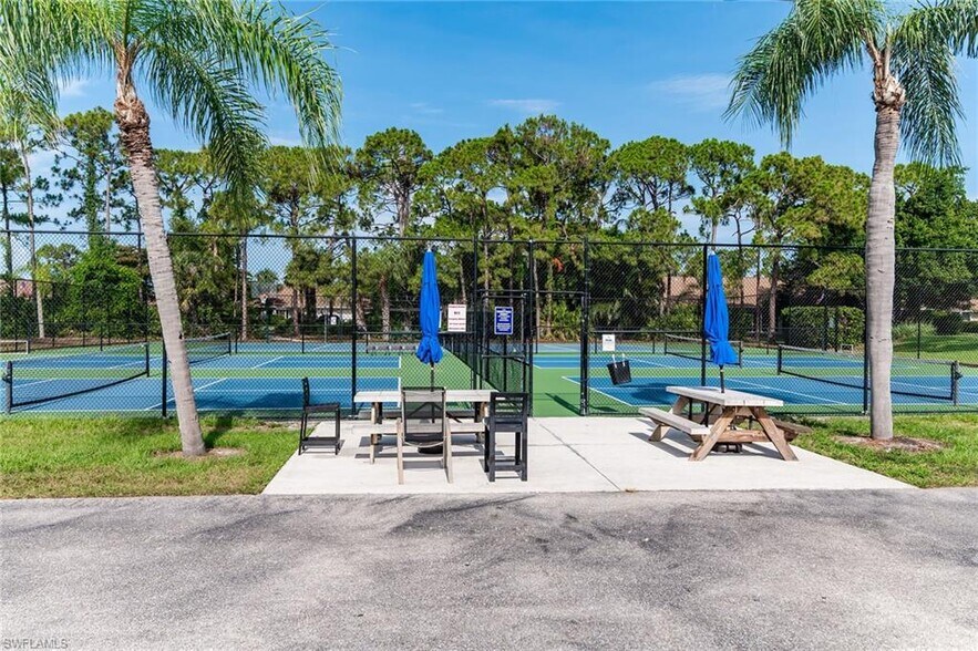 Pickle ball and tennis - 21715 Bridgegate Ct