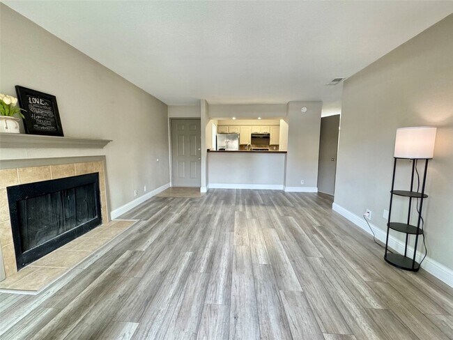 Building Photo - 5981 Arapaho Rd