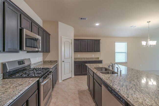 Building Photo - 23603 Umbrella Pine Dr
