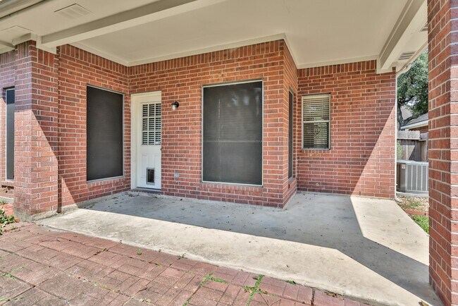 Building Photo - 20931 Deauville Dr