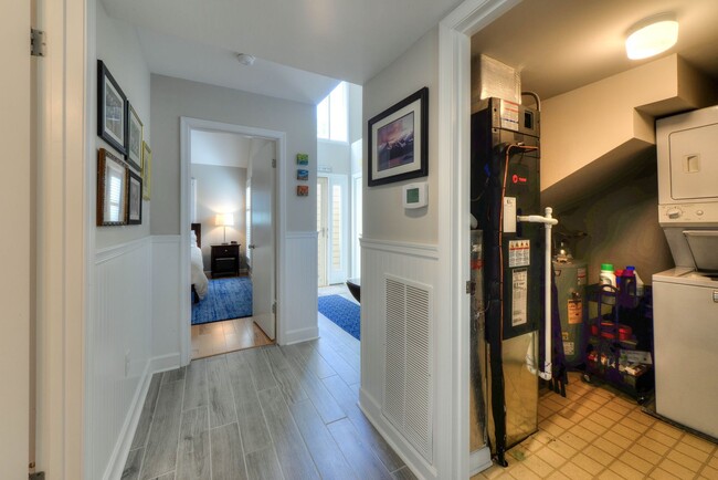 Building Photo - 2 BR, 2 BA Spring Lake Condo