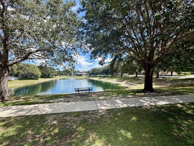 Building Photo - 1106 Natural Oaks Dr