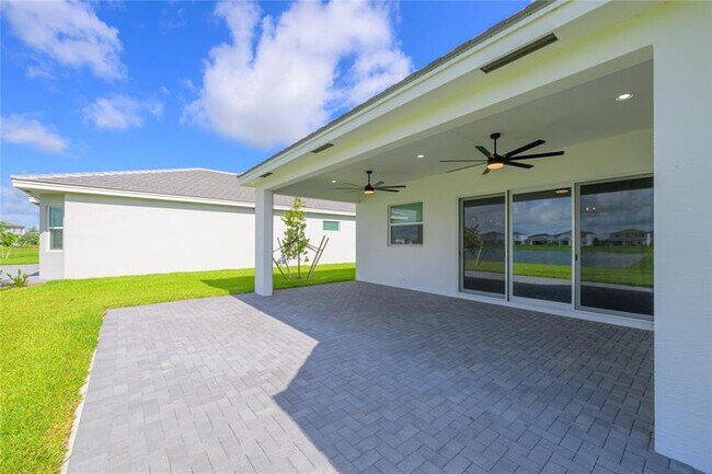 Building Photo - 14040 Spruce Pne Dr