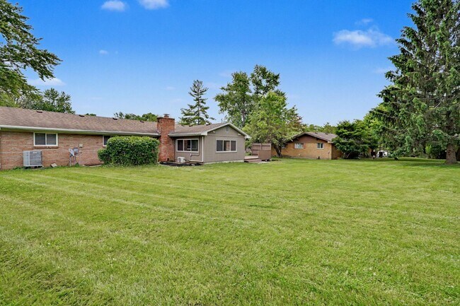 Building Photo - 2569 Richmar Dr
