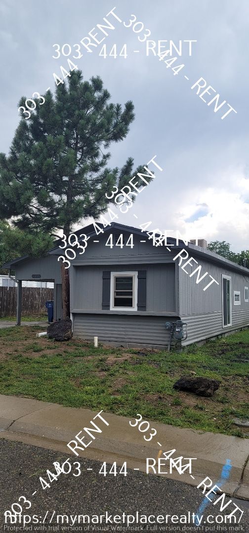 Primary Photo - Beautiful Home in a Quiet Neighborhood