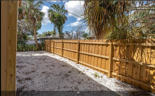 Building Photo - 1900 45th St S