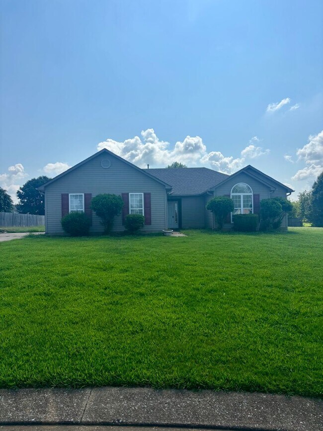 Primary Photo - 3 Bedroom 2 Bath House