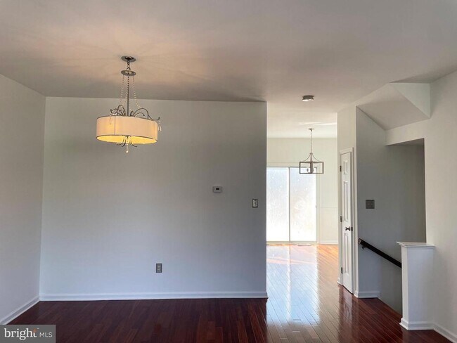 Building Photo - 6330 James Harris Way