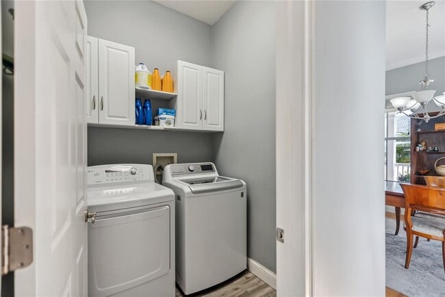 Building Photo - 428 Islebay Dr